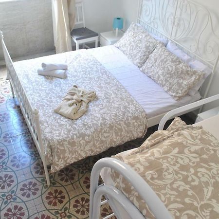 Sunrise Hostel & Rooms Palermo Exterior foto