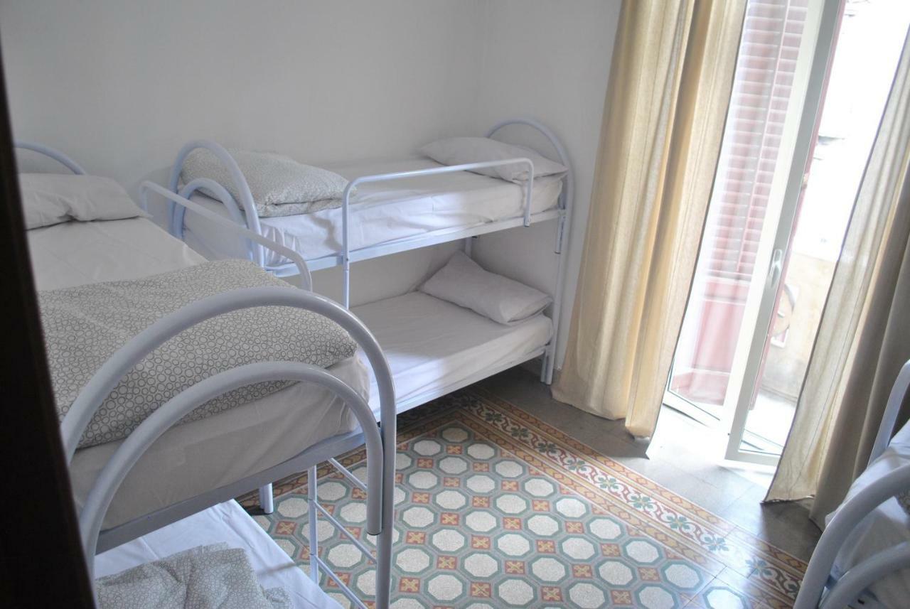 Sunrise Hostel & Rooms Palermo Exterior foto